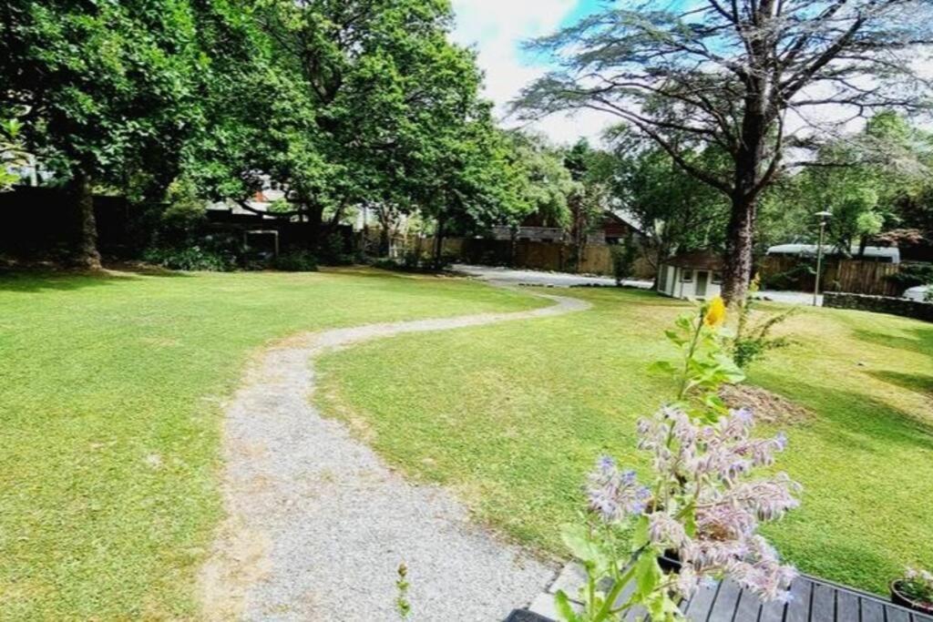 Pinehaven Cottage Upper Hutt Luaran gambar